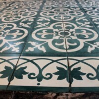 存在感たっぷりなセメントタイル 存在感たっぷりなセメントタイル